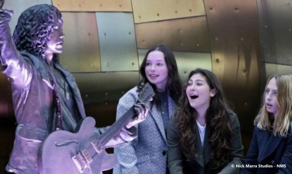 Chris Cornell Statue - Rock and Roll Landmark in Seattle - Travel2Concert