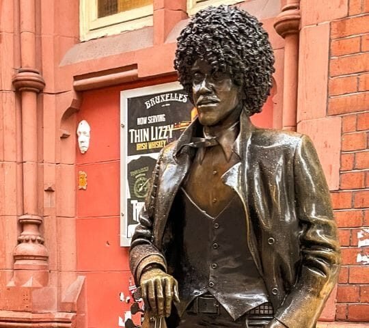 Phil Lynott Statue (Thin Lizzy)