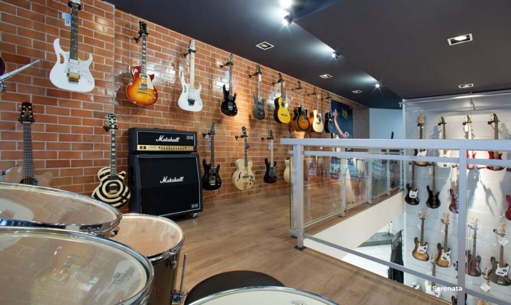 Serenata - Music Shops in Belo Horizonte, Brazil - Travel 2 Concert