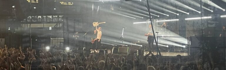 Alter Bridge: same concert, same tour - Travel 2 Concert