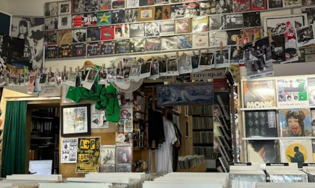 Rave Up Records - Record Shops in Vienna, Austria - Travel 2 Concert