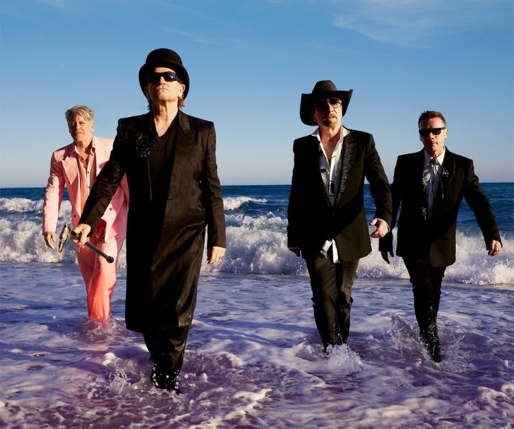 U2 - Dublin Artists, Travel 2 Concert