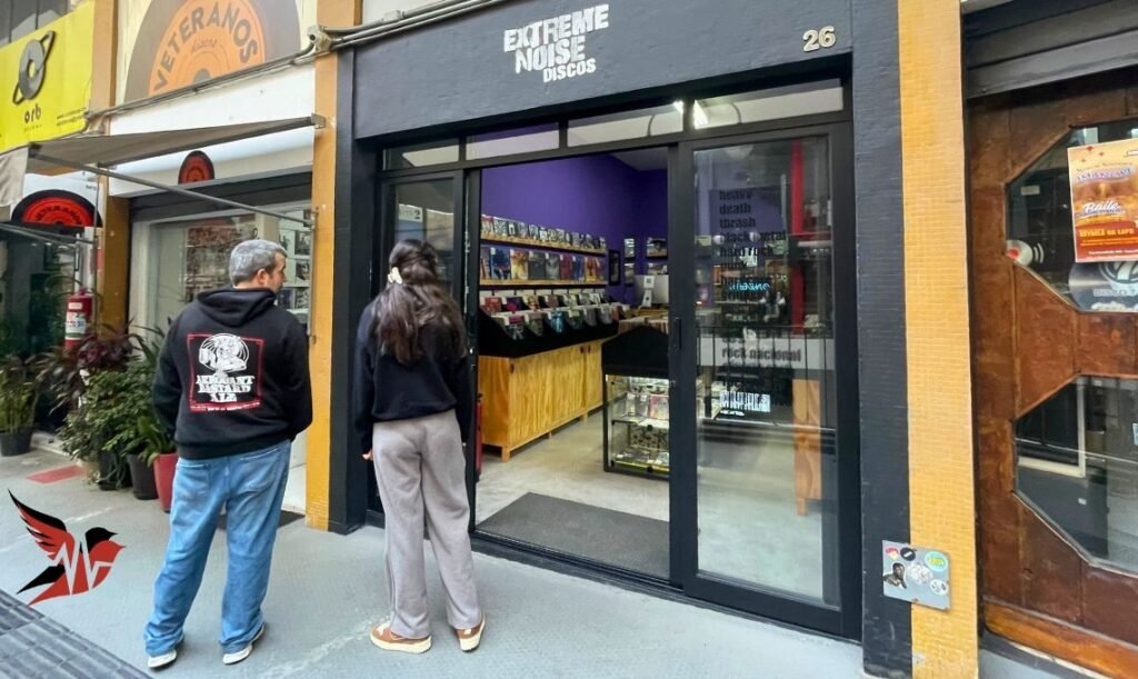 Extreme Noise Discos - Record Shops in Sao Paulo, Brazil - Travel 2 Concert