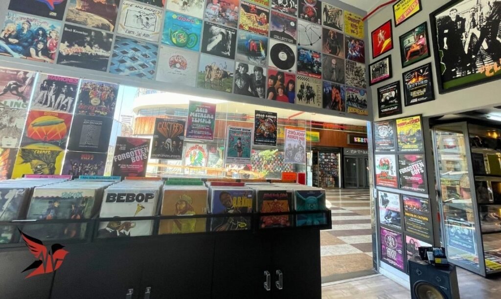 London Calling Discos - Record Store in Sao Paulo - Travel2Concert